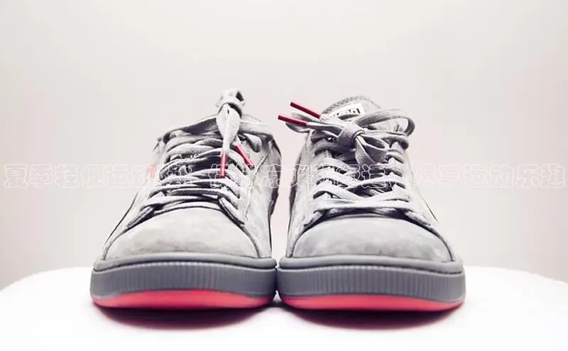 bsports登录入口文心一言夏季轻便运动鞋：保持凉爽和舒适，尽享运动乐趣